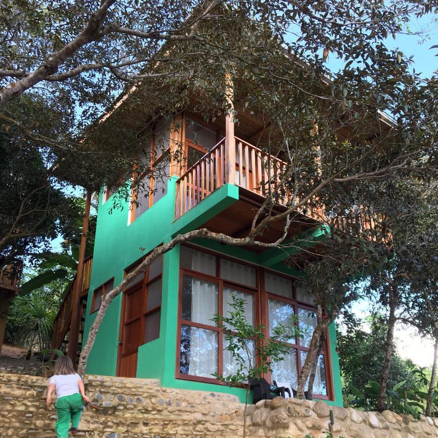 Indano Art Lodge Lamas Екстер'єр фото
