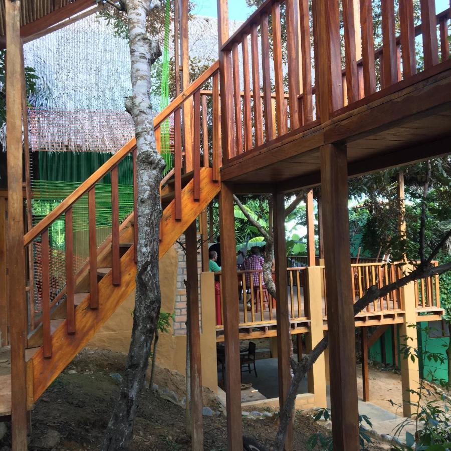 Indano Art Lodge Lamas Екстер'єр фото